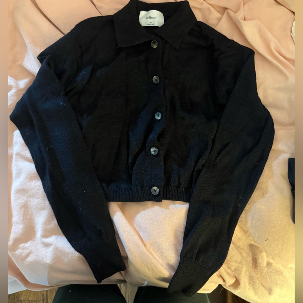 Aritzia Wilfred Black Collared Button-Up Cardigan